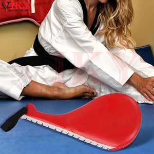 Almohadilla de Entrenamiento de Taekwondo Personalizada, Nueva y Moderna, de Cuero PU Rojo, Doble Cara, para Práctica de Karate y Kickboxing - Product Image 5