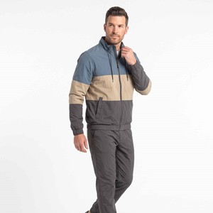Wholesale Winter Unisex Sportswear Jogging Tracksuits Hooded Fleece Zipper Breathable Polyester <b>Wind</b> <b>Breaker</b> Training - Product Image 2
