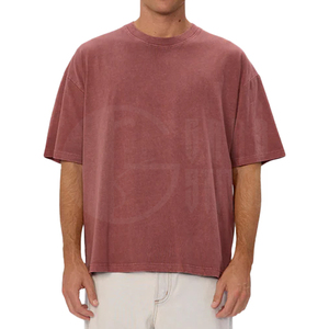 Camiseta de hombre estilo urbano, oversize, corta, vintage, de algodón lavado, con efecto desgastado y corte cuadrado - Product Image 4