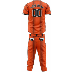 Ensemble d'uniformes de baseball haute performance avec coutures durables, fabricant de vêtements de baseball personnalisés spécialisé dans les uniformes d'équipe - Product Image 3