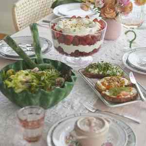 Tazón de resina brillante con acabado de color personalizado, ecológico, apto para alimentos y duradero, para decoración de mesa y uso en la cocina. - Product Image 2