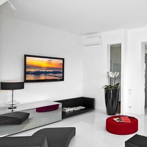 Estante de pared articulado de movimiento completo con inclinación giratoria, 1 pieza de montaje en pared de TV para televisores de 32 en 55 pulgadas, VESA, 400x400mm, 99lbs, soporte máximo de rodamiento - Product Image 5