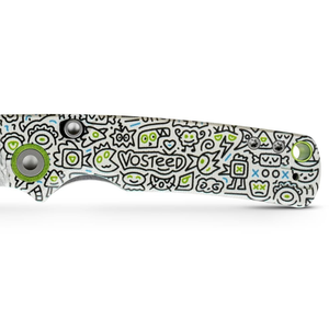 Navajas Plegables con Mango con Diseño de Doodle Blanco, Hoja Satinada Tipo Sheepsfoot, Orificio de Apertura con el Pulgar y Pivote Verde para Uso en Exteriores - Product Image 6