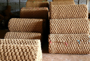 High Quality Vietnamese <b>Large</b> Coconut Coir <b>Mat</b> 10mm Thick Golden Brown For Indoor And Outdoor Decor Coconut Fiber Carpet - Product Image 6
