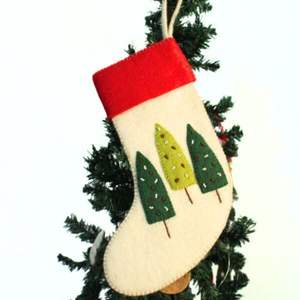 Calcetín Navideño de Fieltro Rústico Tradicional, Hecho a Mano, de Lana de Alta Calidad, Ecológico y Suave, Decoración Festiva - Product Image 1