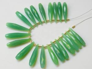 Verde crisoprasa Calcedonia 35MM de largo aprox facetado gota alargada piedra suelta pendiente par fabricación de joyas - Product Image 3