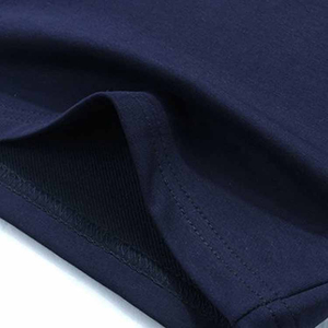 Shorts Bermuda en coton bleu marine pour homme avec cordon de serrage à la taille et poches latérales, style décontracté - Product Image 6