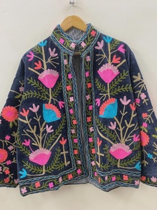 Chaqueta de Invierno Unisex Vintage Boho Suzani Bordado Floral Terciopelo Chic Ropa de Abrigo Étnico con Relleno de Algodón de Punto Procesado - Product Image 3