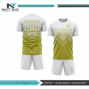 Ropa Deportiva Cómoda, Uniforme de Fútbol para Hombre, 100% Poliéster, Uniforme de Fútbol Personalizado para Hombre - Product Image 4