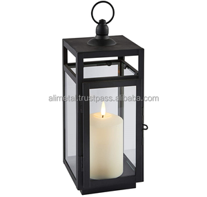 Lanterne moderne en métal noir pour décoration intérieure et extérieure pour rendre l'endroit plus attrayant et entièrement personnalisable. - Product Image 4