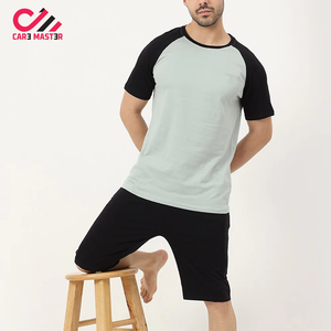 ชุดเซ็ตเสื้อยืดแขนสั้นกางเกงขาสั้นลำลองผู้ชายขายดี พร้อมปักโลโก้ OEM รุ่นใหม่ สีพื้น สำหรับฤดูร้อน ยี่ห้อ CARE MASTER - Product Image 1