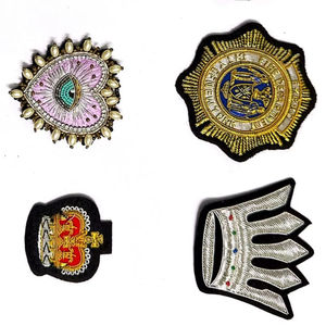 ชุดผ้ากันเปื้อนและปลอกคอสำหรับพิธีกรรมขั้นสูงของสมาคมเมสัน - Product Image 1