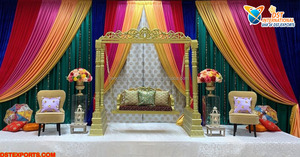 Columpio de madera de estilo deslumbrante para escenarios de boda Impresionante Columpio de Pilar Avni para decoración de boda Gujarati Maharani Swing DE BODA EE. UU. - Product Image 5