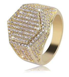 Superbe bague de fiançailles et de mariage classique hip-hop en moissanite et argent sterling pour femme, cadeau pour anniversaire et anniversaire de mariage - Product Image 3