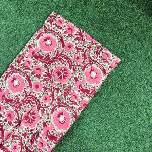 Tela floral ligera de algodón con estampado a mano multicolor, textil indio para camisas, prendas, vestidos y decoración del hogar. - Product Image 4