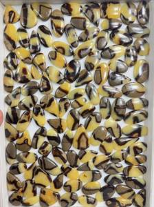 Cabujón de Septariana Marrón/Negra Suelta de 25-30mm, Formas Mixtas, Piedra Hecha a Mano para Decoración del Hogar y Joyería - Product Image 3