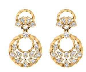Boucles d'oreilles en moissanite très demandées, bijoux élégants et tendance pour femmes, pour les événements spéciaux et le quotidien, disponibles au meilleur prix. - Product Image 4