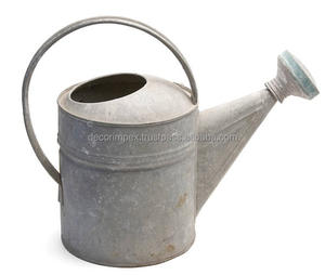 Un outil de jardinage populaire en acier galvanisé, offrant résistance à la rouille et durabilité pour une utilisation intérieure et extérieure. - Product Image 6