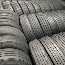 Pneus Radiaux d'Occasion en Gros pour Camions Lourds 265/70R16 10.00R20 11.00R20 12.00R20 12R22.5 315/80R22.5 295/80R22.5 385/65R22.5 - Product Image 2