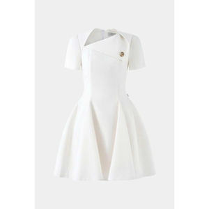 Nuevo Vestido de Fiesta Elegante para Mujer, Blanco, con Hombros Descubiertos y Corte Evase |   Vestido Alva para Eventos Nocturnos |   LAVIEM - Product Image 4