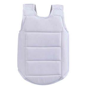 Protège-poitrine de boxe haute performance, couleur blanche, qualité supérieure, meilleur prix, fabrication sur mesure, protège-poitrine de boxe fabriqué en Espagne - Product Image 1