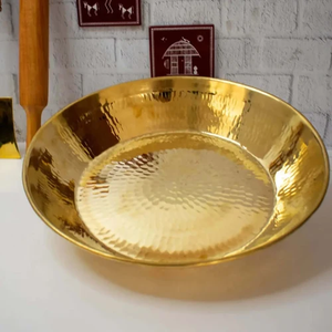 Thaal en métal traditionnel, assiette de service décorative martelée, Thali Pooja artisanal, vaisselle festive, décoration de la maison - Product Image 4