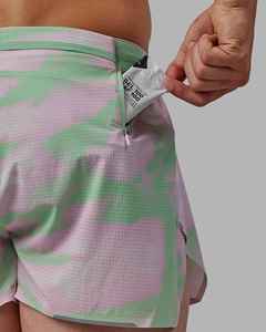 Shorts de course pour hommes à taille élastique, séchage rapide, style sportif, 100 % polyester, taille mi-haute, longueur courte, imprimé par sublimation - Product Image 4