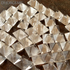 Pirámide de Cristal Natural Tallada a Mano, Bolas de Cuarzo para Decoración del Hogar, Piedra Preciosa con Patrón de Bola de Chakra - Product Image 4