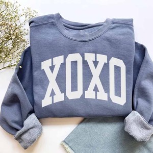 Sudadera XOXO Premium de Cuello Alto en Felpa de Algodón para Mujer, Hombre, Unisex, con Estampado de Leopardo y Puntos, Estilo Pullover - Product Image 4
