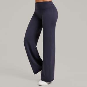 Pantalon de sport pour femme à logo personnalisé, coupe droite, séchage rapide, jambe large, effet push-up, idéal pour le Pilates et le yoga - Product Image 4