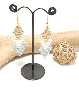 Pendientes elegantes con cuentas de diamantes en tonos pastel, joyería artesanal, pendientes geométricos modernos, accesorios de moda chic para mujer. - Product Image 5