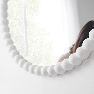 Miroir mural rond en bois sculpté Smart Art avec cadre décoratif en MDF blanc, miroir d'appoint moderne pour salon, couloir - Product Image 4