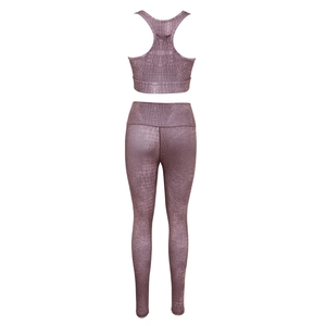 Conjunto de Yoga Unisex Talla Grande con Encaje y Cinturón, Diseño a Rayas/Vichy con Decoraciones de Pedrería - Ropa Deportiva - Product Image 3