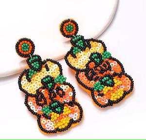 Pendientes Colgantes Hechos a Mano con Cuentas de Flor Margarita Blancos y Verdes - Accesorios de Joyería de Moda para Primavera Verano, Bordado y Costura - Product Image 5