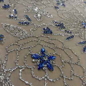 Tela de Encaje de Poliéster con Cuentas Bordadas de Lujo, la Más Vendida, para Vestidos de Novia y Ropa de Fiesta, Disponible a Buen Precio - Product Image 1