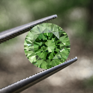 เพชรเม็ดเดี่ยวทรงกลมเจียระไนแบบบริลเลียนท์ สีเขียวสดใส คุณภาพสูง เกรด Type II A ขนาด 1 กะรัต 2 กะรัต 3 กะรัต เพชรเพาะเลี้ยงสำหรับทำเครื่องประดับ รับรองโดย IGI - Product Image 1
