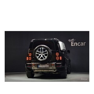 Land Rover Defender 110 P400 X 2024/6, 20 090 km, boîte de vitesses automatique, conduite à gauche, caméra arrière - Product Image 4
