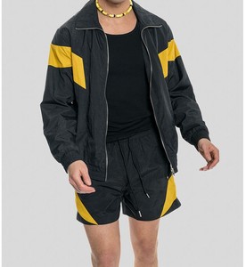 ชุดเซ็ตเสื้อแจ็คเก็ตและกางเกงขาสั้นกันลมแบบสปอร์ตสำหรับผู้ชาย ผลิตตามสั่ง (OEM)  ผ้าโพลีเอสเตอร์กันน้ำ เป็นมิตรกับสิ่งแวดล้อม เหมาะสำหรับฤดูหนาว - Product Image 2