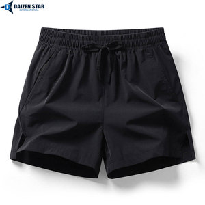 Short de bain pour homme DAIZEN STAR, séchage rapide, noir uni, cordon de serrage à la taille, short de plage décontracté, tissu tissé 100% polyester - Product Image 4