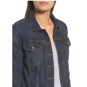 Veste en jean classique pour femme, manches longues, imperméable, détails boutonnés, couleurs personnalisées disponibles, coupe ajustée - Product Image 3