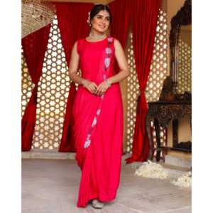 Robe plissée en tissu tissé rose Anna Rani XS avec col bijou et taille naturelle, respirante pour les occasions festives - Product Image 6