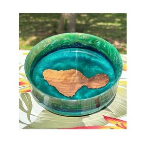 Bol en résine époxy et bois fait main de haute qualité, sans BPA, résistant au lave-vaisselle, idéal pour servir des collations, des salades, et une utilisation décorative en intérieur. - Product Image 3