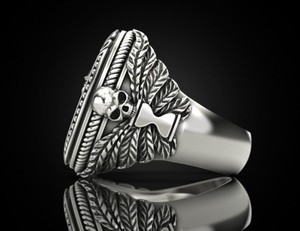 Bague en argent sterling 925 oxydé noir avec crâne Leo Memento Mori - Product Image 2