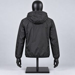 Veste de pluie noire à capuche, col montant, tissée, coque rigide, légère, zippée, coupe-vent et imperméable pour la randonnée et les voyages - Product Image 2