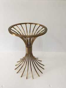 Mesa de centro de diseño nórdico con estructura de metal, tablero redondo de madera, acabado dorado, fácil de transportar, mesas modernas de lujo para el hogar. - Product Image 4
