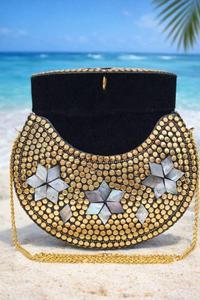Sac à main de soirée pour femme, en métal doré, avec rivets, style bohème, forme demi-lune, chaîne, grande capacité, pour mariage - Product Image 3