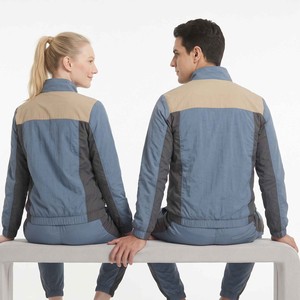 Ensemble de survêtement coupe-vent tissé unisexe personnalisé de haute qualité, coupe décontractée, respirant, séchage rapide, 100 % coton, teint en pièce, sans couture - Product Image 6