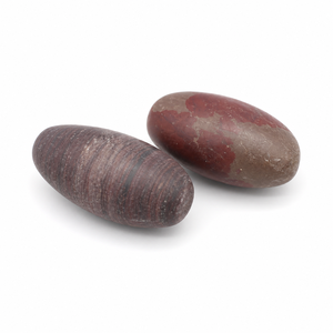 Pierre naturelle Shiva Lingam de Narmada, paire, écologique, style oriental, pierres sacrées de rivière, ovales lisses et polies, pour la méditation et la Pooja - Product Image 1