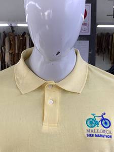 เสื้อโปโลชายสีเหลืองล้วนคุณภาพสูง แขนสั้น ผ้าฝ้าย 100% สไตล์ลำลอง ติดกระดุม - Product Image 4