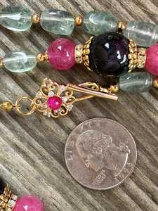 Collier long en pierres précieuses améthyste, fluorite, rhodochrosite, bleu, rose, violet, bijoux cadeau pour femmes de moins de 50 ans - Product Image 3